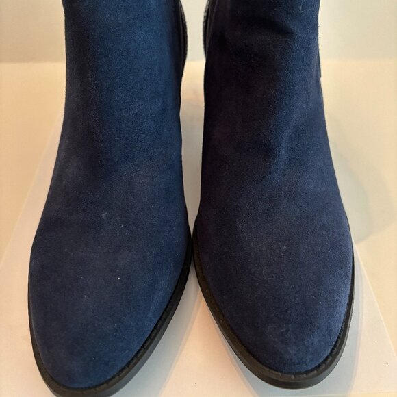 Vionic Anne Navy Faux Suede Booties Size 9 - Picture 2 of 8